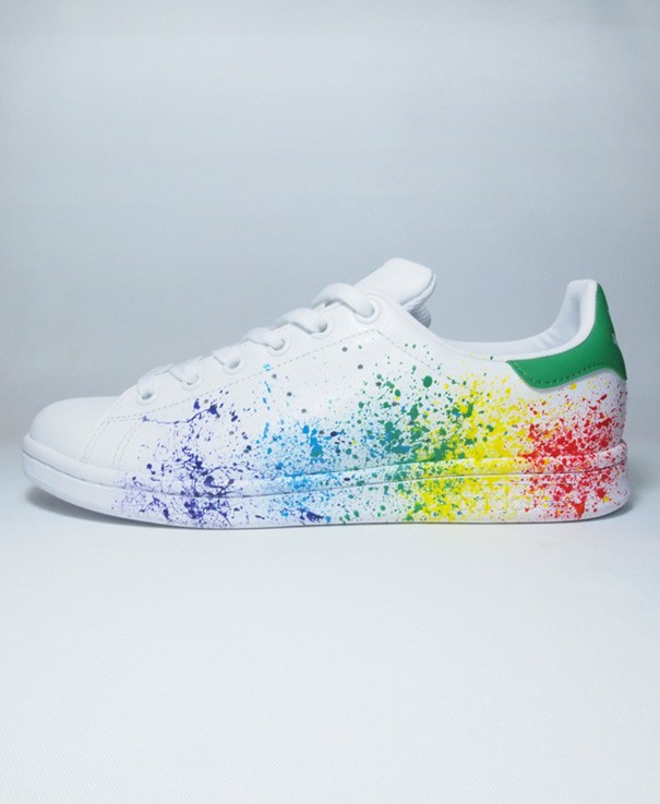 adidas superstar tache peinture