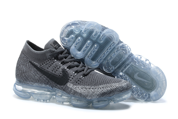 vapormax grise et noir